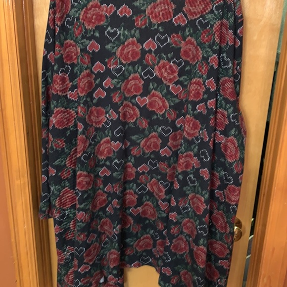 ❤️Valentines Lularoe Caroline❤️ - Picture 4 of 7